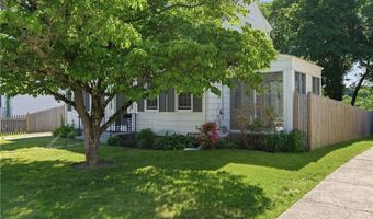 30 Hopkins Ter, Cumberland, RI 02864