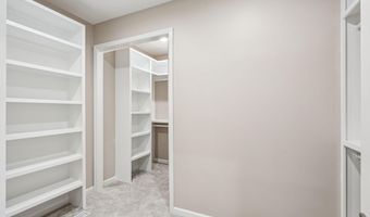 210 Old Plantation Dr W, Beaufort, SC 29907