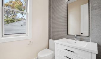 6107 DUNLEER Ct, Bethesda, MD 20817