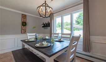 14 Wenscott Ln, North Providence, RI 02904