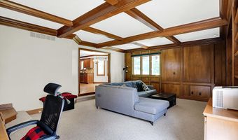 9015 Admirals Pointe Dr, Indianapolis, IN 46236