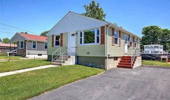 9 Custer Ave, Johnston, RI 02919