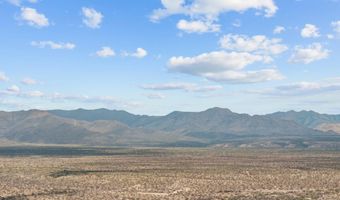 W Saguaro Hill B-2 Road, Congress, AZ 85332