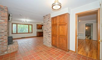 14 Birch Hill Rd, Albany, NY 12211