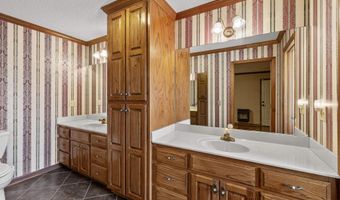 2050 Hickory Trl NE, Arab, AL 35016