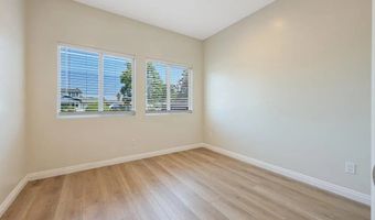 1135 E 3rd Ave, Escondido, CA 92025
