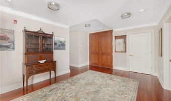341 Thames St 209 S, Bristol, RI 02809