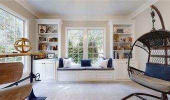 322 Sleepy Hollow Farm Rd, Warwick, RI 02886