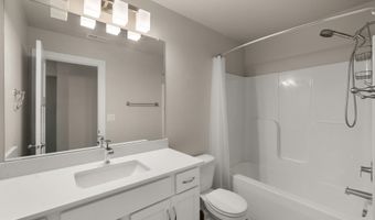 4007 NE 3rd St, Ankeny, IA 50021