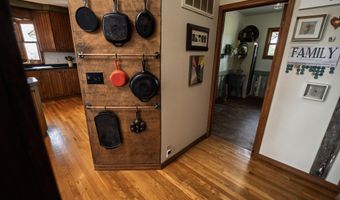 24352 State Highway Ee, Aurora, MO 65605
