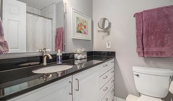 2802 Bombridge Ct, Ann Arbor, MI 48104