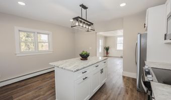 16 Church St, Belmont, NH 03220