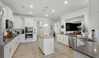 6015 Thicket Ln, Boiling Springs, SC 29316