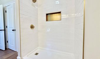 1908 Liberty St, Alton, IL 62002