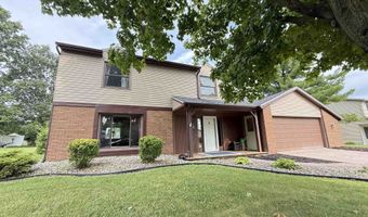 1102 Heritage Ln, Angola, IN 46703