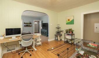 928 Bridge Ave, Albert Lea, MN 56007