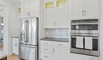 16321 Dryden Rd, Lakeville, MN 55044