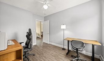 35 Hazel St B, Attleboro, MA 02703
