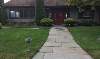 21 Harbour Vlg C, Branford, CT 06405