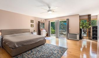 10011 E Rivershore Dr SE, Alto, MI 49302
