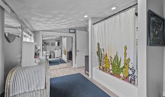 54 Delway Rd, East Providence, RI 02914