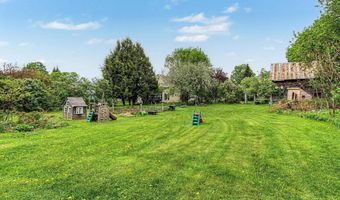 498 Montgomery Rd, Berkshire, VT 05447