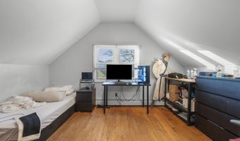 948 Wayne St, Bridgeport, CT 06606
