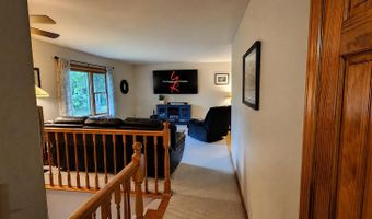 5 Michael Dr, Baileyville, ME 04694