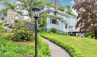 29 Grand Ave, Atlantic Highlands, NJ 07716