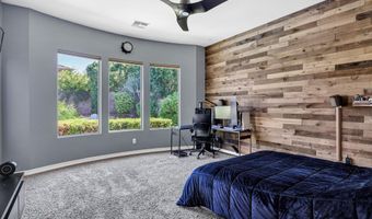 4303 S OREGON Ct, Chandler, AZ 85248