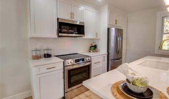 4407 Thadway Dr, Alton, IL 62002