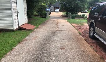 2814 Reeves Ln, Albany, GA 31721