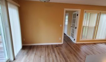 2828 Packard St, Ann Arbor, MI 48108