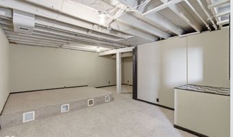 81 N 8th Ave, Beech Grove, IN 46107