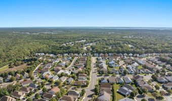 6 MOUNTAIN STREAM Ct, Barnegat, NJ 08005