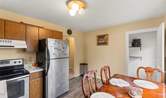 2511 SE 18th Ct, Des Moines, IA 50320