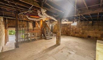 89 2nd St, Athens, OH 45701