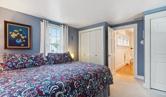 292 Plymouth St, Abington, MA 02351