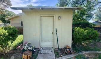 2010 Patricia Dr, Carlsbad, NM 88220