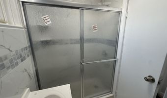 375 KENNEDY Blvd 4, Bayonne, NJ 07002