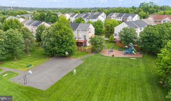 21610 MONMOUTH Ter, Ashburn, VA 20147
