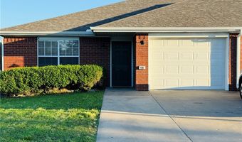 10 Holly Dr B, Bentonville, AR 72712