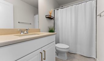 2949 Aughton Rd, Ann Arbor, MI 48105