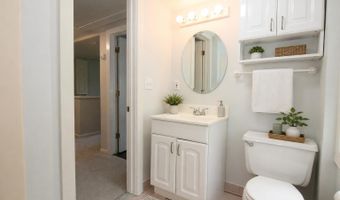 15-17 E Lincoln Ave 17, Atlantic Highlands, NJ 07716