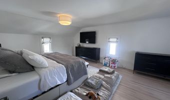 66 Howard St, Bangor, ME 04401
