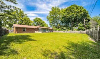 1641 Hillcrest Ave, Anderson, IN 46011