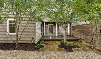 54 Gardiner Dr, Amagansett, NY 11930