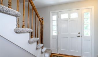 14 Briarwood Ln, Amherst, NH 03031