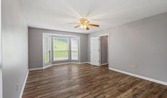 2412 Colonial Dr, Athens, TN 37303
