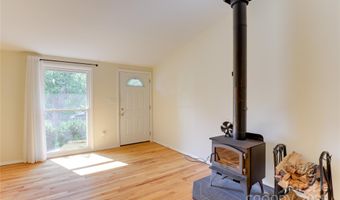65 First St, Asheville, NC 28803